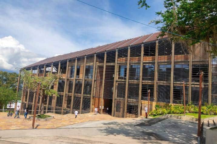 EDIFICIO DE LA UNIVERSIDAD INDUSTRIAL DE SANTANDER TODO UN EJEMPLO DE CONSTRUCCION SOSTENIBLE